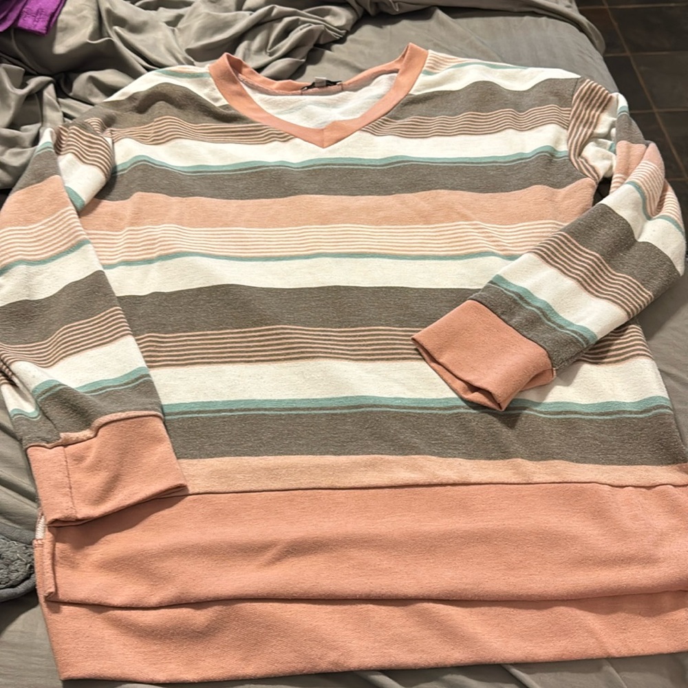 Women’s sweater